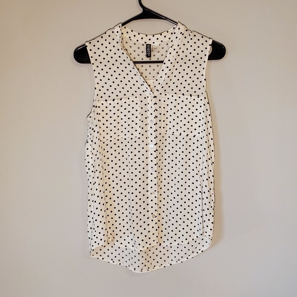 H&M Divided Button Down Sleeveless Top